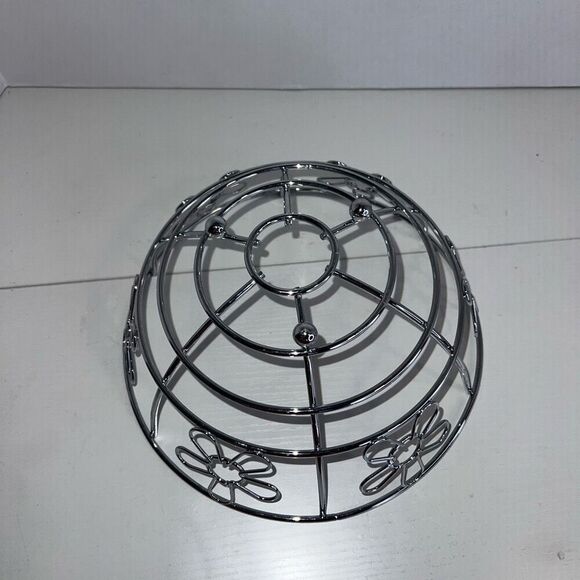 Vintage Retro Floral Metal Wire Fruit Bowl With Flower Detail Cottage Beach - Picture 5 of 6